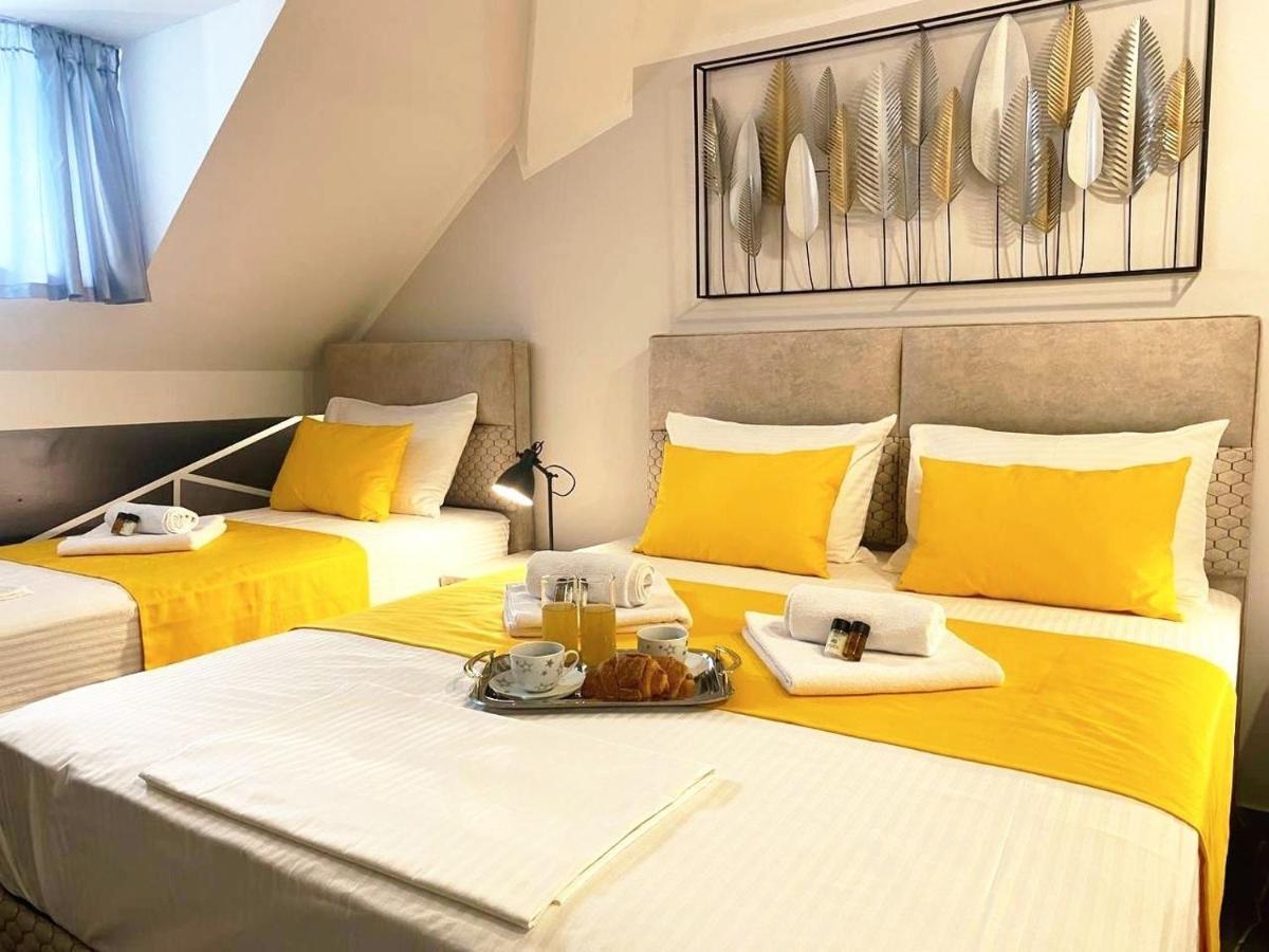 D & Sons Apartments Kotor Bagian luar foto