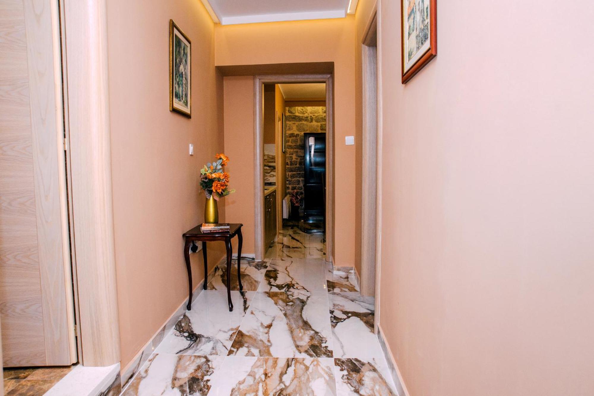D & Sons Apartments Kotor Ruang foto