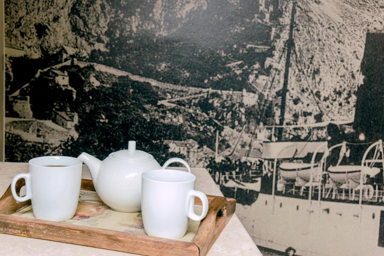 D & Sons Apartments Kotor Bagian luar foto