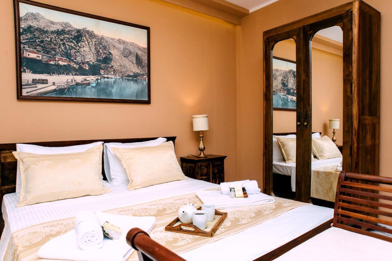 D & Sons Apartments Kotor Bagian luar foto